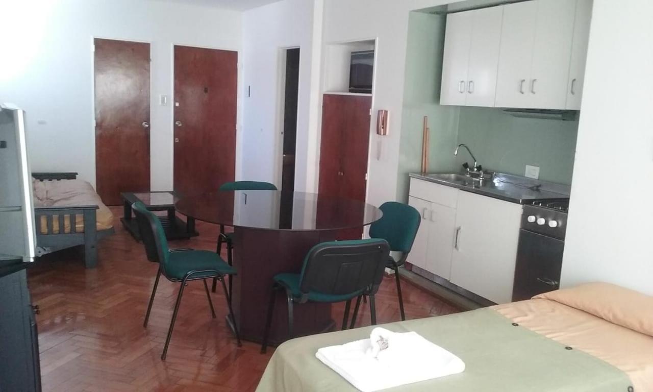 Temporarios Peatonal Apartment Rosario Exterior photo